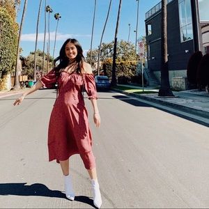 Meet your Posher, Alison